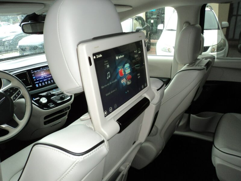 Chrysler Pacifica Sprzedam ładnego CHRYSLERA PACIFICE 3.6 HYBRYDA