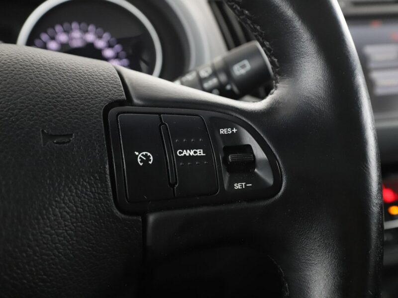 Kia Sportage Spirit automat 4x4 panorama grzane fotele przód+tył+kier. navi kamera III (2010-2015)