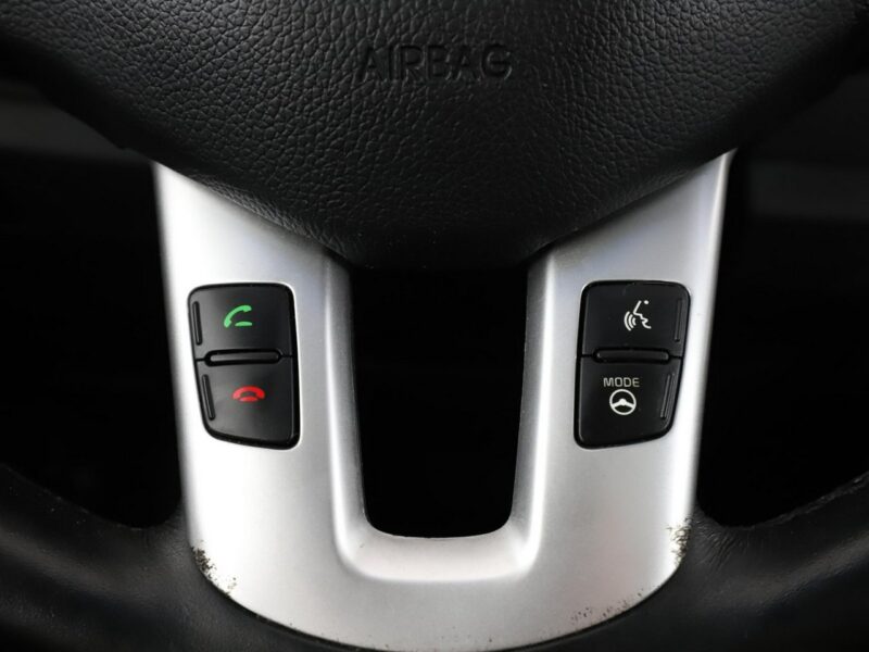Kia Sportage Spirit automat 4x4 panorama grzane fotele przód+tył+kier. navi kamera III (2010-2015)
