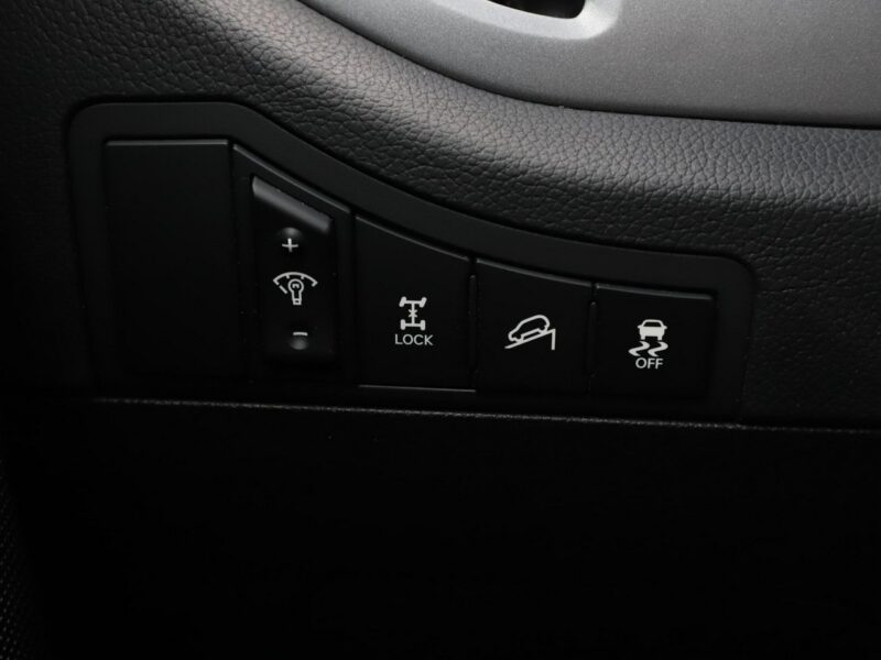 Kia Sportage Spirit automat 4x4 panorama grzane fotele przód+tył+kier. navi kamera III (2010-2015)