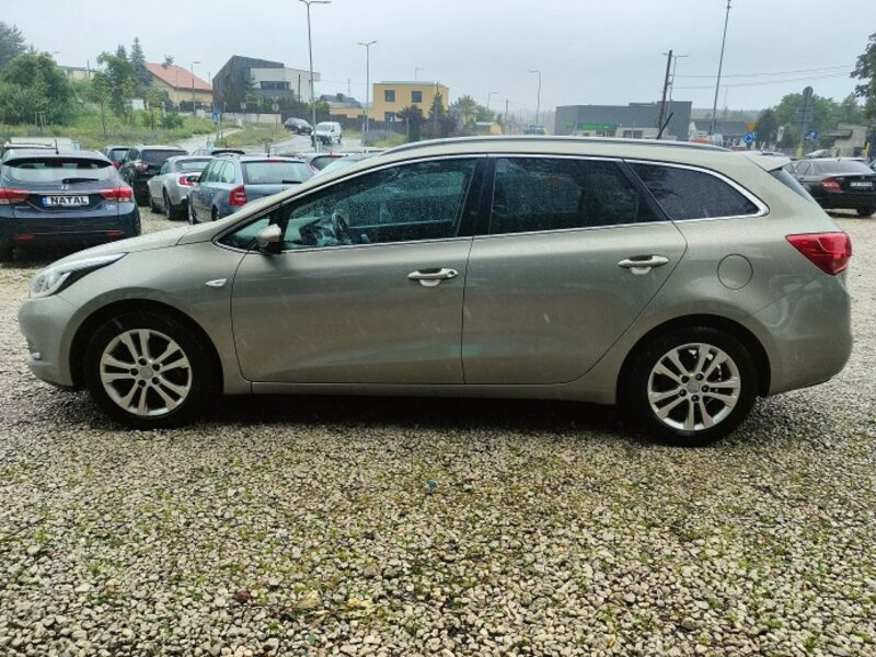 Kia Cee'd Kamera* Navi* 1,6* Super stan II (2012-)