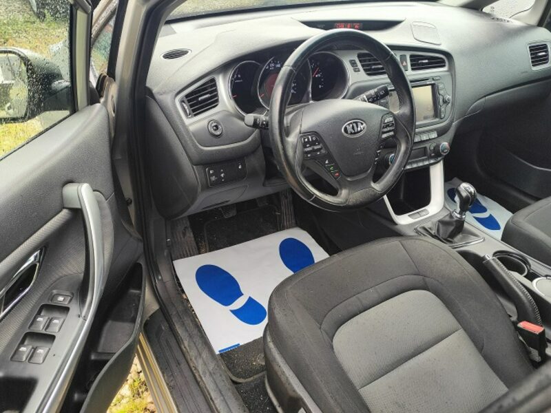 Kia Cee'd Kamera* Navi* 1,6* Super stan II (2012-)