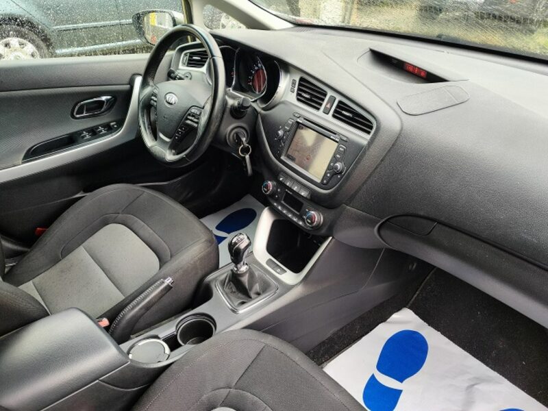 Kia Cee'd Kamera* Navi* 1,6* Super stan II (2012-)