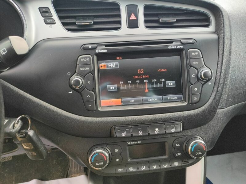 Kia Cee'd Kamera* Navi* 1,6* Super stan II (2012-)