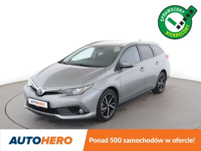 Toyota Auris hybryda PDC-kamera klima-auto Bluetooth tempomat II (2012-)
