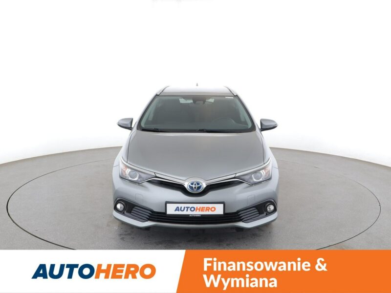 Toyota Auris hybryda PDC-kamera klima-auto Bluetooth tempomat II (2012-)