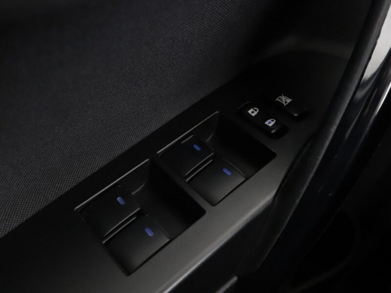 Toyota Auris hybryda PDC-kamera klima-auto Bluetooth tempomat II (2012-)