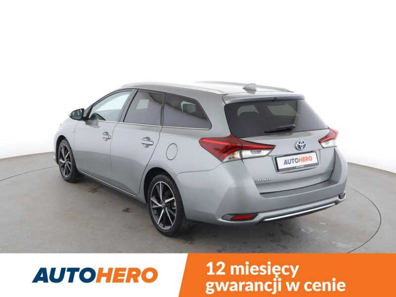 Toyota Auris hybryda PDC-kamera klima-auto Bluetooth tempomat II (2012-)