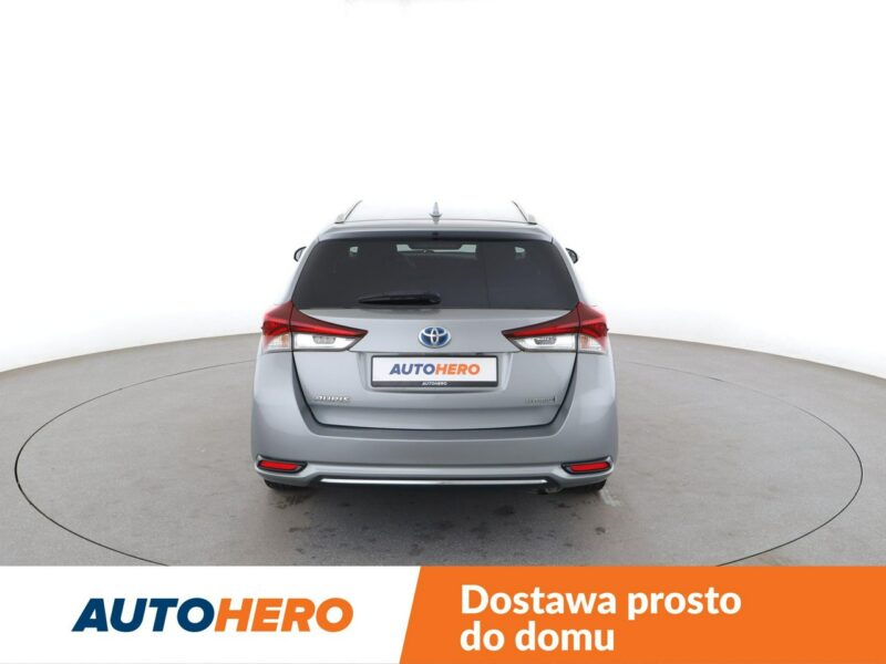 Toyota Auris hybryda PDC-kamera klima-auto Bluetooth tempomat II (2012-)