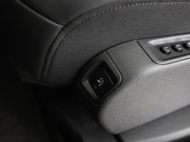 Citroen C5 Aircross Automat FULL LED PDC grzane fotele klima auto navi bluetooth hak