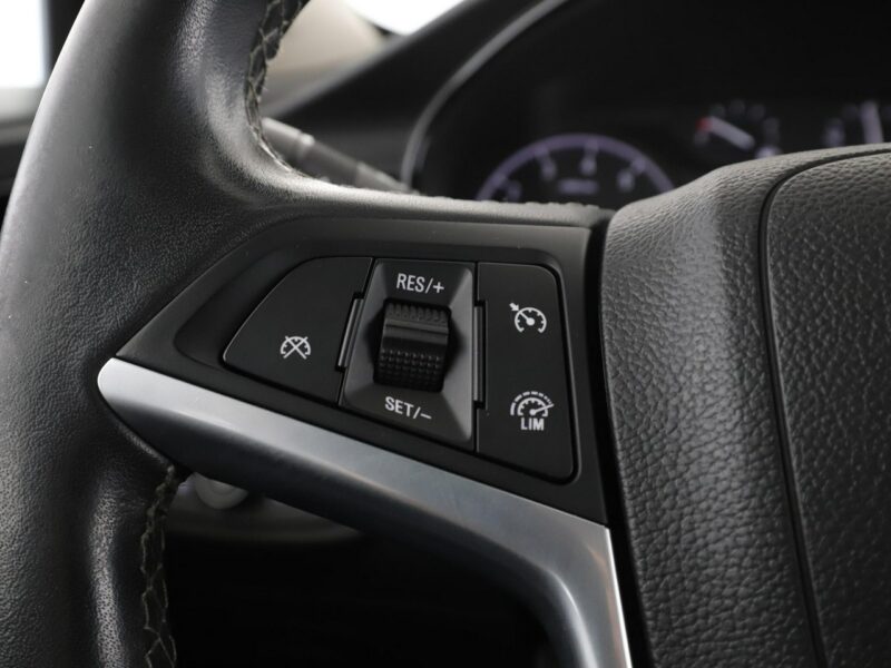 Opel Mokka navi PDC tempomat ks.serwisowa I (2012-2019)