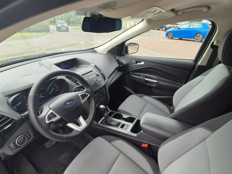 Ford Escape II (2008-)