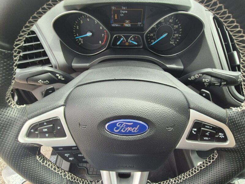 Ford Escape II (2008-)