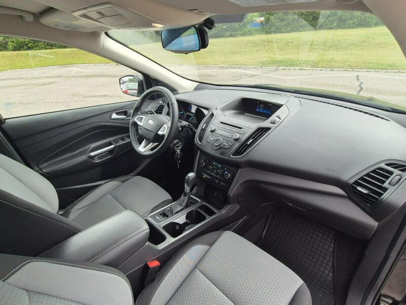 Ford Escape II (2008-)