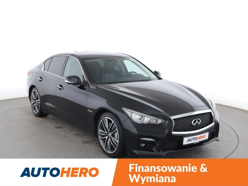 Infiniti Q50 4x4 aut. HEV skóra navi el. sterowane i grzane fotele kamera i czujnik