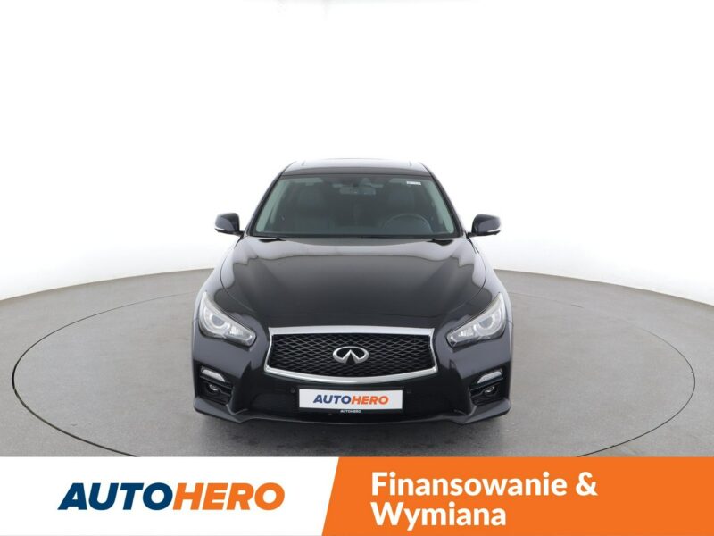Infiniti Q50 4x4 aut. HEV skóra navi el. sterowane i grzane fotele kamera i czujnik