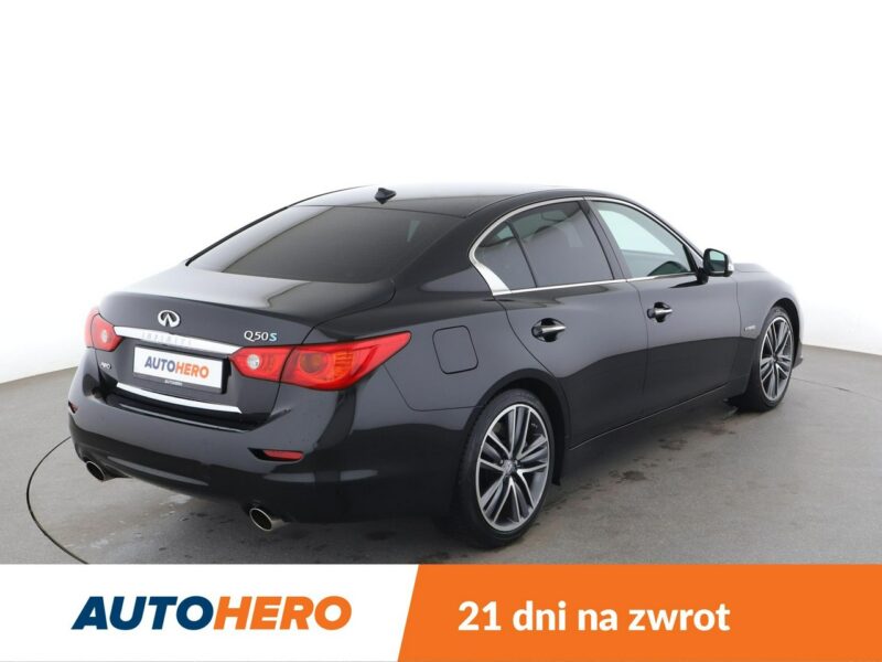 Infiniti Q50 4x4 aut. HEV skóra navi el. sterowane i grzane fotele kamera i czujnik