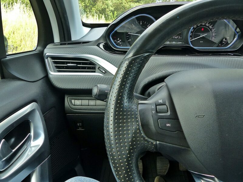 Peugeot 2008 1.6 HDI*CROSSWAY*Climatronic*Alu*Navi*Pełna Elektryka*SUV*Jak Nowy!!! I (2013-2019)