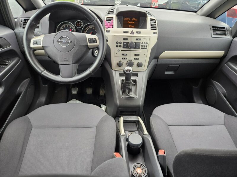 Opel Zafira 7 Foteli / Klimatyzacja / Czujniki parkowania / Komputer B (2005-2011)