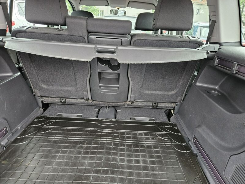 Opel Zafira 7 Foteli / Klimatyzacja / Czujniki parkowania / Komputer B (2005-2011)