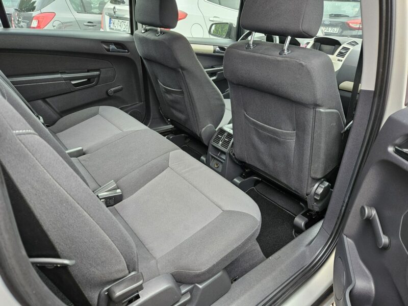 Opel Zafira 7 Foteli / Klimatyzacja / Czujniki parkowania / Komputer B (2005-2011)