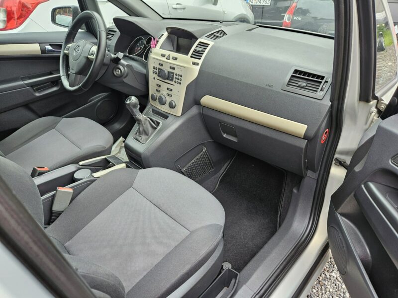 Opel Zafira 7 Foteli / Klimatyzacja / Czujniki parkowania / Komputer B (2005-2011)