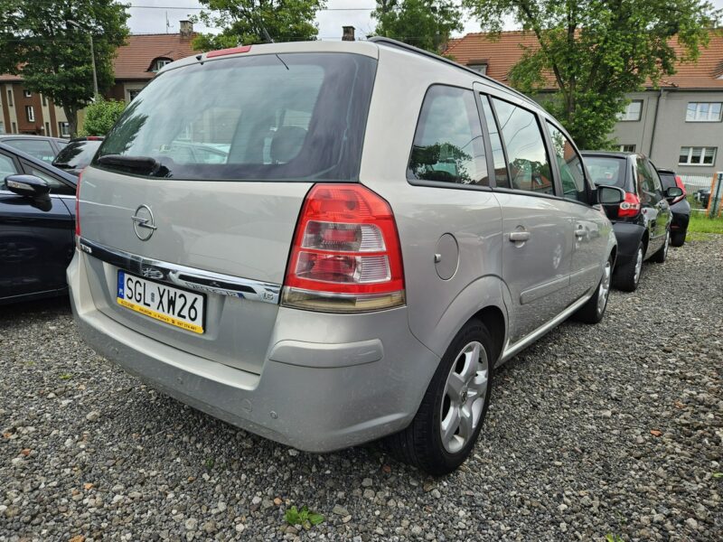 Opel Zafira 7 Foteli / Klimatyzacja / Czujniki parkowania / Komputer B (2005-2011)