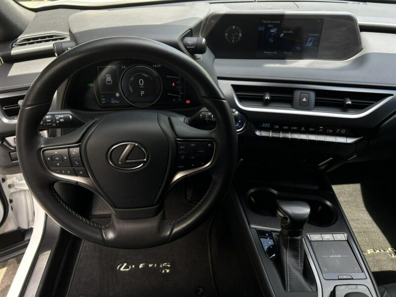 Lexus UX UX 250h 184KM ELEGANCE TECH AWD, salon Polska, gwarancja, FV23%