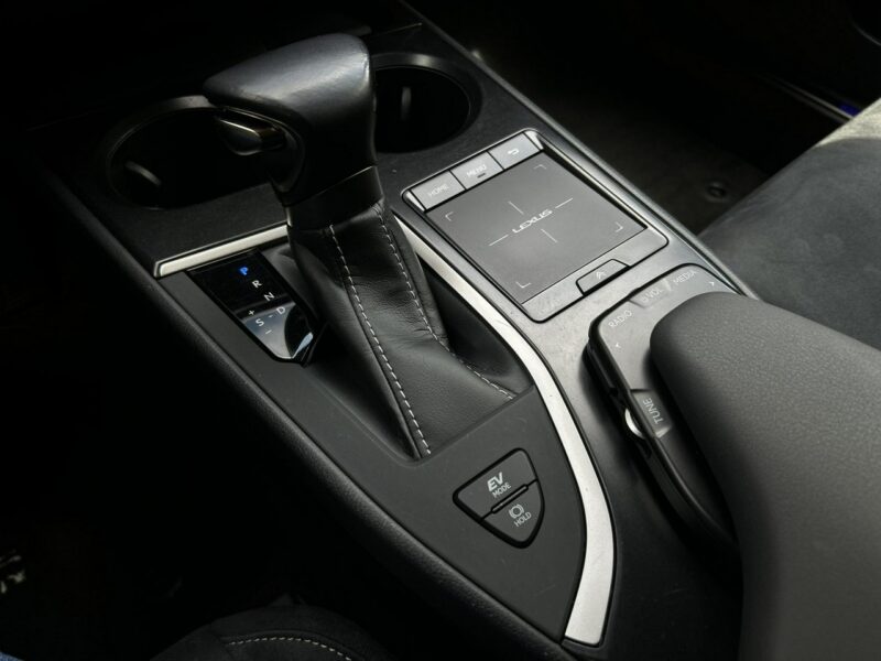 Lexus UX UX 250h 184KM ELEGANCE TECH AWD, salon Polska, gwarancja, FV23%
