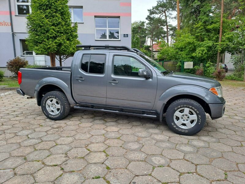 Nissan Frontier 4.0 V6 LPG 4x4 II (2004-)