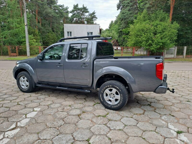 Nissan Frontier 4.0 V6 LPG 4x4 II (2004-)