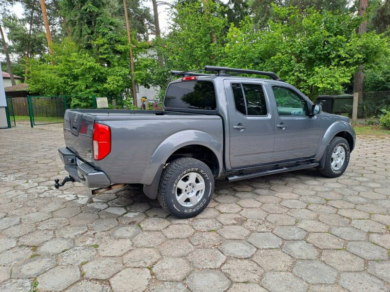 Nissan Frontier 4.0 V6 LPG 4x4 II (2004-)