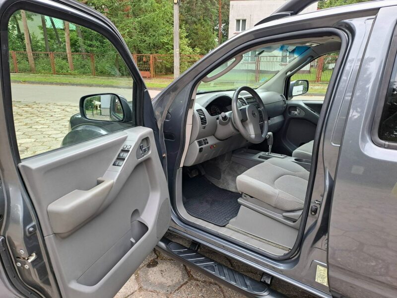 Nissan Frontier 4.0 V6 LPG 4x4 II (2004-)