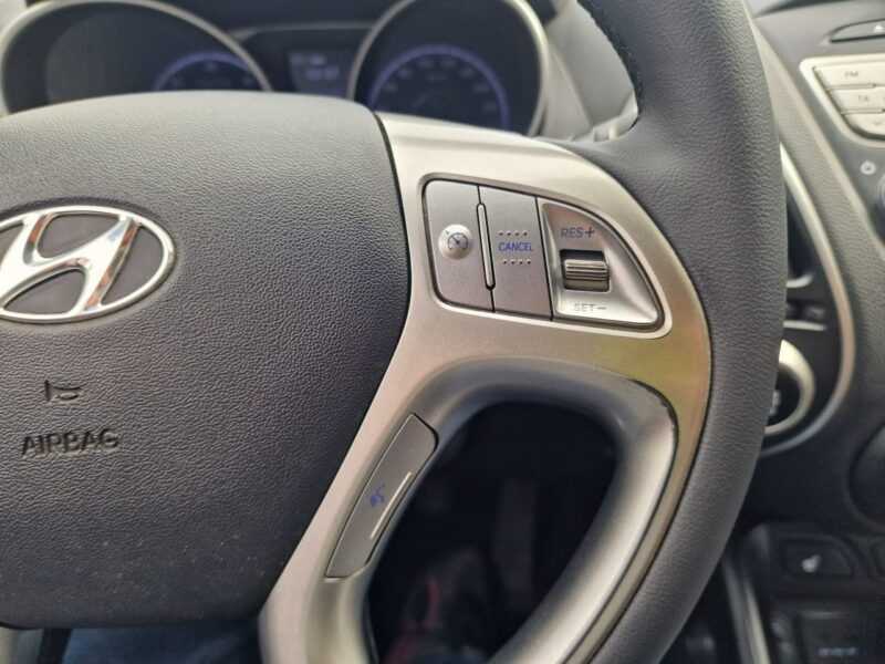Hyundai ix35 2.0 CRDI 136 KM, Klucz Zbliżeniowy, Bluetooth, Klimatyzacja, Alufelgi