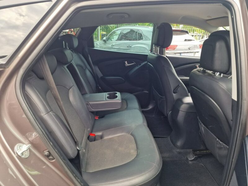 Hyundai ix35 2.0 CRDI 136 KM, Klucz Zbliżeniowy, Bluetooth, Klimatyzacja, Alufelgi