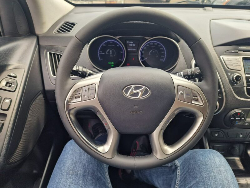 Hyundai ix35 2.0 CRDI 136 KM, Klucz Zbliżeniowy, Bluetooth, Klimatyzacja, Alufelgi