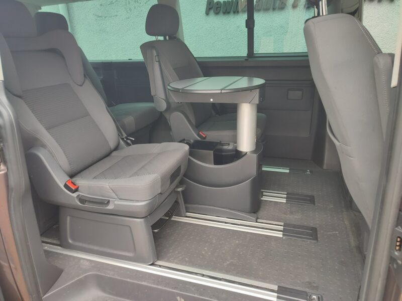 Volkswagen Multivan Long bogata opcja 4x4 nowy silnik Gwarancja