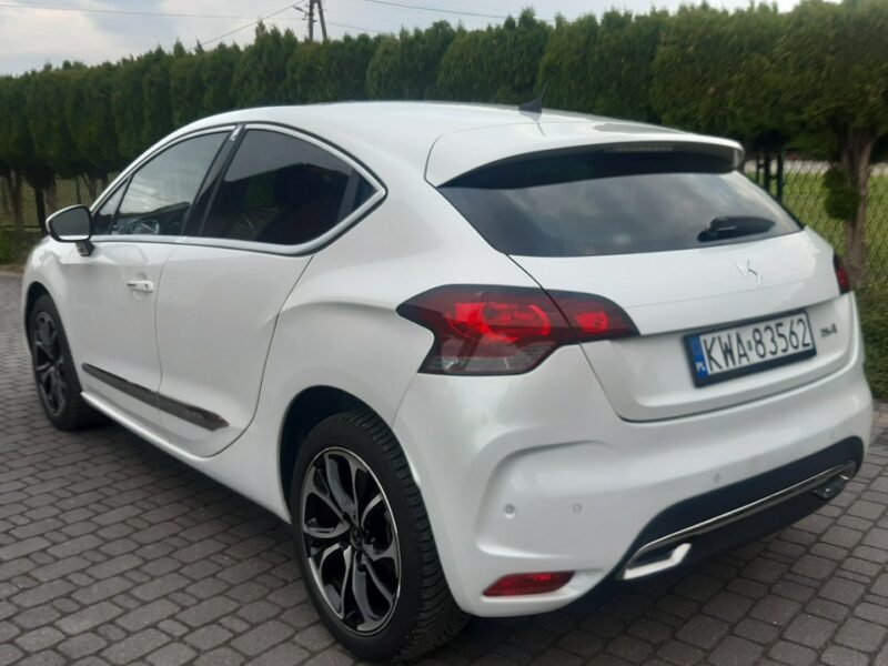 DS Automobiles DS 4 DS4 automobiles Sport Chic 1,6 THP I (2010-2018)