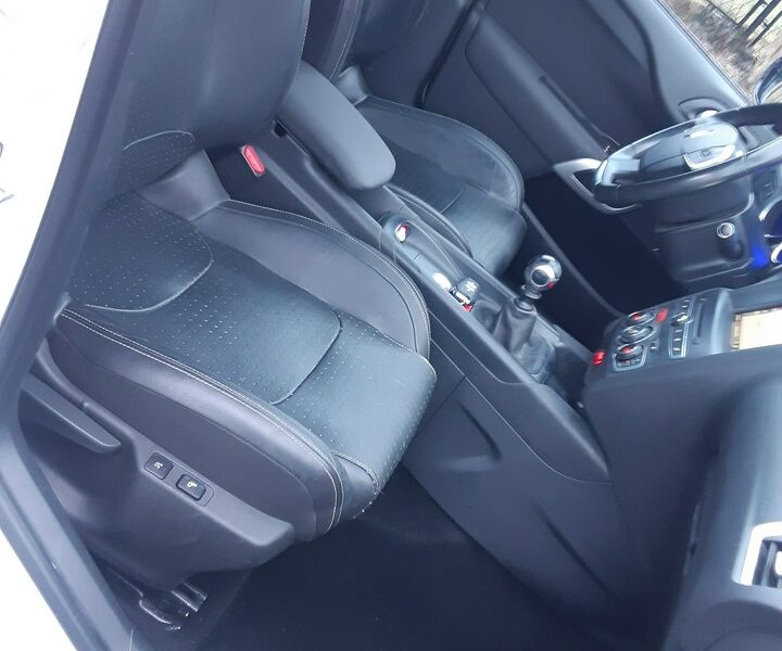 DS Automobiles DS 4 DS4 automobiles Sport Chic 1,6 THP I (2010-2018)