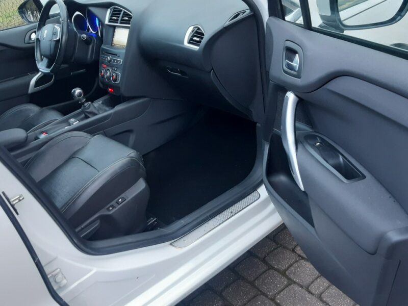 DS Automobiles DS 4 DS4 automobiles Sport Chic 1,6 THP I (2010-2018)