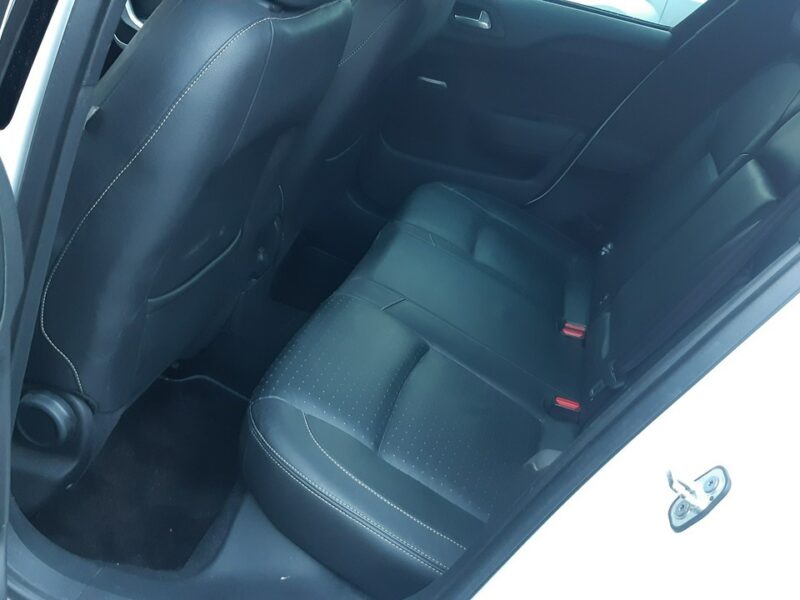 DS Automobiles DS 4 DS4 automobiles Sport Chic 1,6 THP I (2010-2018)