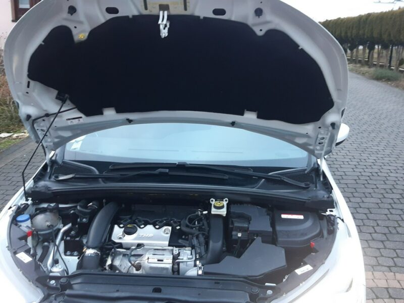 DS Automobiles DS 4 DS4 automobiles Sport Chic 1,6 THP I (2010-2018)