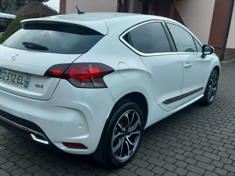 DS Automobiles DS 4 DS4 automobiles Sport Chic 1,6 THP I (2010-2018)