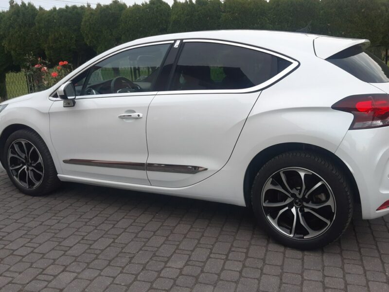 DS Automobiles DS 4 DS4 automobiles Sport Chic 1,6 THP I (2010-2018)