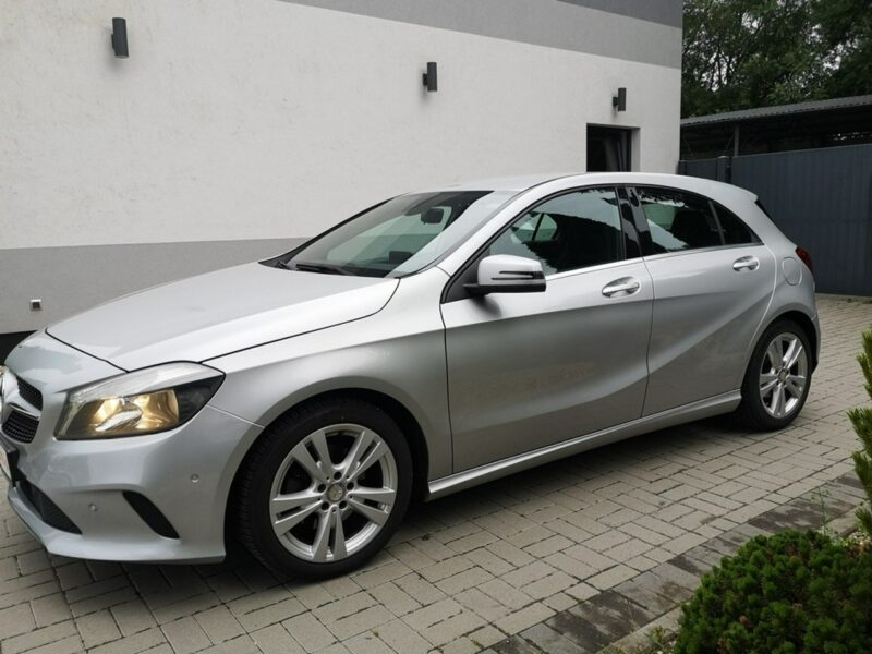 Mercedes A 180 1,6 16v 122KM Klimatronik Navigacja Alu Skóra Gwarancja W176 (2012-)