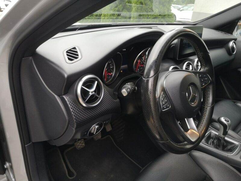 Mercedes A 180 1,6 16v 122KM Klimatronik Navigacja Alu Skóra Gwarancja W176 (2012-)