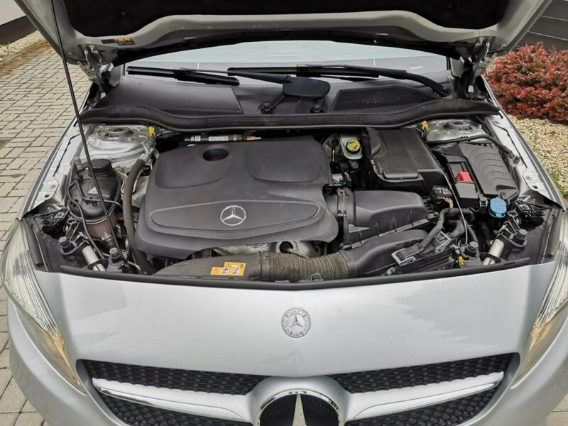 Mercedes A 180 1,6 16v 122KM Klimatronik Navigacja Alu Skóra Gwarancja W176 (2012-)