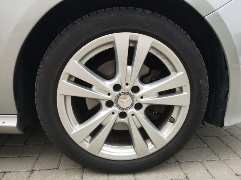 Mercedes A 180 1,6 16v 122KM Klimatronik Navigacja Alu Skóra Gwarancja W176 (2012-)