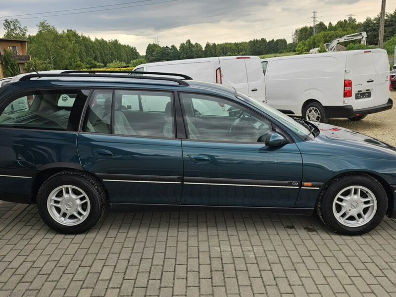Opel Omega 2,5 v6 *automat* napęd tył *welury* B (1994-1999)