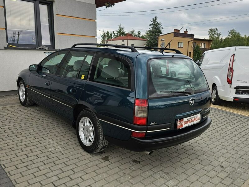 Opel Omega 2,5 v6 *automat* napęd tył *welury* B (1994-1999)